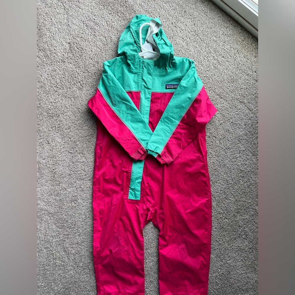 Patagonia girls rain suit